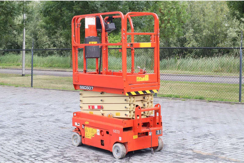 LGMG SS0507 | 6.3 METER | 230 KG | GS-1330 | ES1330 - مرفاع مقصي: صورة 2 LGMG SS0507 | 6.3 METER | 230 KG | GS-1330 | ES1330 - مرفاع مقصي: صورة 2
