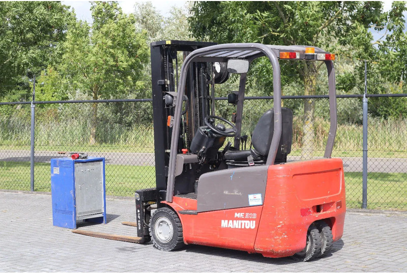 Manitou ME 318 | SIDESHIFT | FORK SPREADERS | TRIPLEX - رافعة شوكية كهربائية: صورة 3 Manitou ME 318 | SIDESHIFT | FORK SPREADERS | TRIPLEX - رافعة شوكية كهربائية: صورة 3