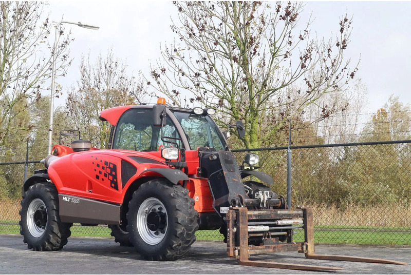 Manitou MLT 625-75 | HYDR. FORKS | AIRCO - آلة رفع ونقل تلسكوبية: صورة 5 Manitou MLT 625-75 | HYDR. FORKS | AIRCO - آلة رفع ونقل تلسكوبية: صورة 5