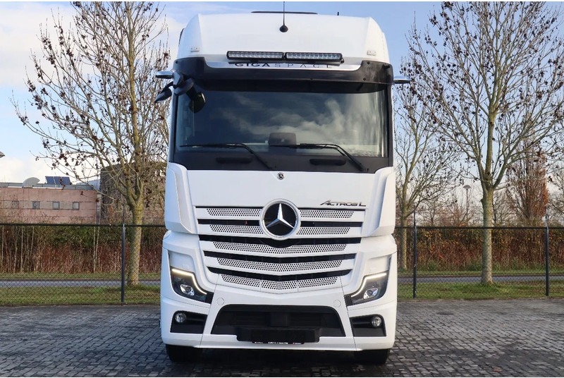 Mercedes-Benz Actros 2553 | 6X2 | FULL AIR | RETARDER | 33.000 KM! | EURO 6 - رأس تريلا: صورة 2 Mercedes-Benz Actros 2553 | 6X2 | FULL AIR | RETARDER | 33.000 KM! | EURO 6 - رأس تريلا: صورة 2