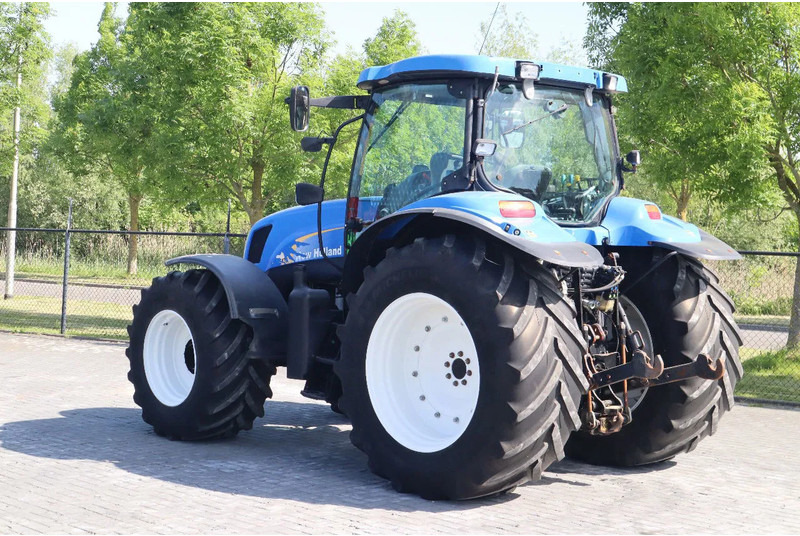 New Holland TS135A | 40 KM/H | 4X4 | SUPERSTEER - جرار: صورة 3 New Holland TS135A | 40 KM/H | 4X4 | SUPERSTEER - جرار: صورة 3