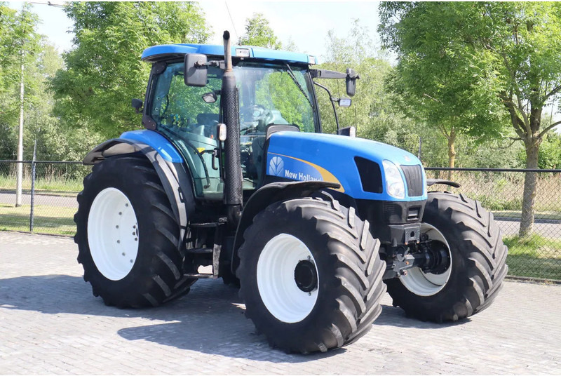 New Holland TS135A | 40 KM/H | 4X4 | SUPERSTEER - جرار: صورة 5 New Holland TS135A | 40 KM/H | 4X4 | SUPERSTEER - جرار: صورة 5