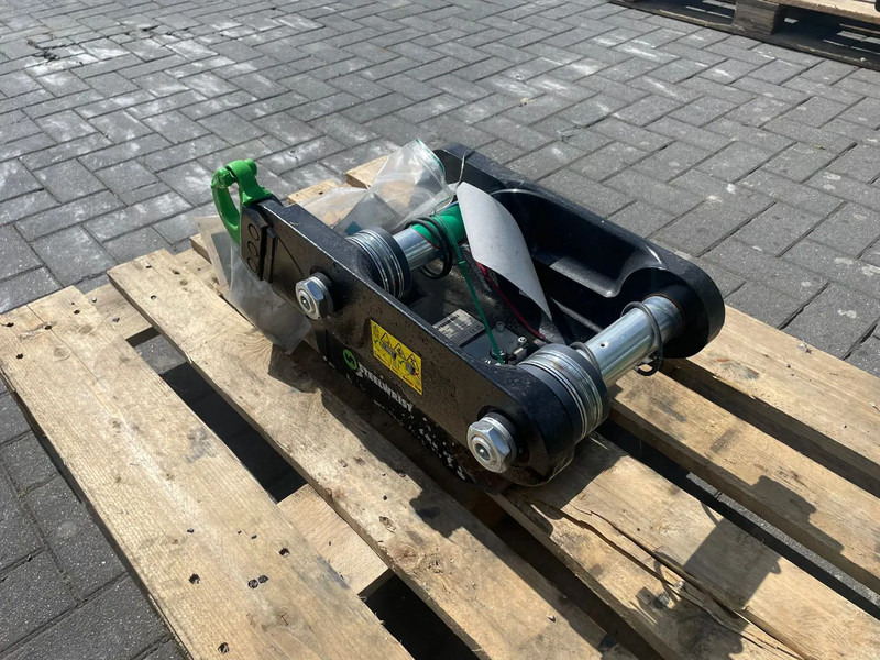 STEELWRIST QC S40 FPL | QUICK COUPLER | 2 - 6 TON | NEW / UNUSED - مقصات الهدم - آلات الإنشاء: صورة 4 STEELWRIST QC S40 FPL | QUICK COUPLER | 2 - 6 TON | NEW / UNUSED - مقصات الهدم - آلات الإنشاء: صورة 4