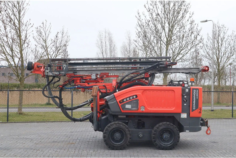 Sandvik 2 PIECES COMMANDO DC 300 RI S5 | ONLY 470 DRILLING HOURS - معدات حفر: صورة 4 Sandvik 2 PIECES COMMANDO DC 300 RI S5 | ONLY 470 DRILLING HOURS - معدات حفر: صورة 4