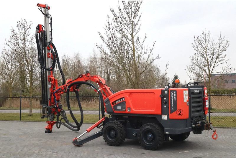 Sandvik 2 PIECES COMMANDO DC 300 RI S5 | ONLY 470 DRILLING HOURS - معدات حفر: صورة 3 Sandvik 2 PIECES COMMANDO DC 300 RI S5 | ONLY 470 DRILLING HOURS - معدات حفر: صورة 3