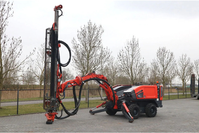 Sandvik 2 PIECES COMMANDO DC 300 RI S5 | ONLY 470 DRILLING HOURS - معدات حفر: صورة 2 Sandvik 2 PIECES COMMANDO DC 300 RI S5 | ONLY 470 DRILLING HOURS - معدات حفر: صورة 2