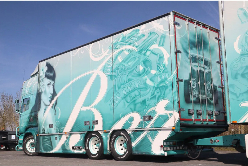 Scania R560 V8 | BERTHONS HOT ROD | CUSTOM SPECIAL TRUCK - شاحنة صندوقية: صورة 3 Scania R560 V8 | BERTHONS HOT ROD | CUSTOM SPECIAL TRUCK - شاحنة صندوقية: صورة 3