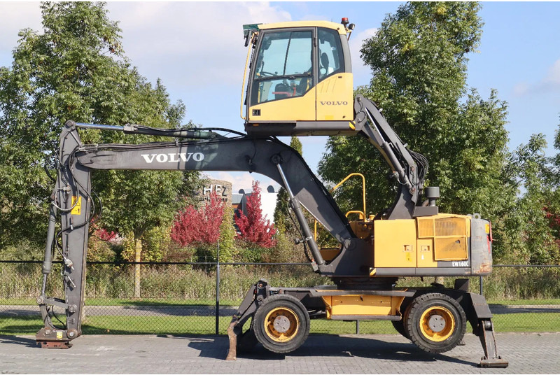 Volvo EW160C | EW 160 C | LIFT CAB | DOZERBLADE | QUICK COUPLER - آلة التعامل مع النفايات: صورة 1 Volvo EW160C | EW 160 C | LIFT CAB | DOZERBLADE | QUICK COUPLER - آلة التعامل مع النفايات: صورة 1