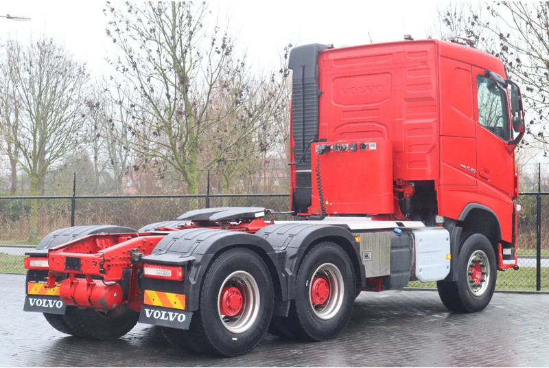 Volvo FH 540 | 6X4 | TANDEMLIFT | BIG AXLES | RETARDER | EURO 6 - رأس تريلا: صورة 5 Volvo FH 540 | 6X4 | TANDEMLIFT | BIG AXLES | RETARDER | EURO 6 - رأس تريلا: صورة 5