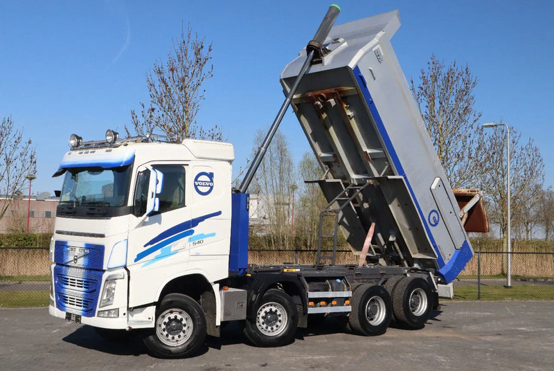 Volvo FH 540 | 8X4 | TANDEMLIFT | RETARDER | BIG AXLES | EURO 6 - شاحنة قلاب: صورة 1 Volvo FH 540 | 8X4 | TANDEMLIFT | RETARDER | BIG AXLES | EURO 6 - شاحنة قلاب: صورة 1