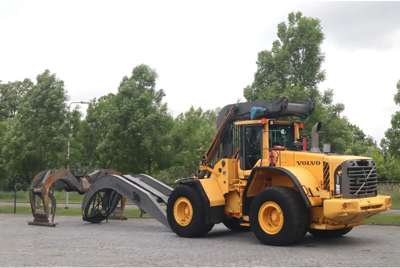 Volvo L180 F HL | HIGH-LIFT | LOG STACKER | HOLZ GRAPPLE - اللودر بعجل: صورة 3 Volvo L180 F HL | HIGH-LIFT | LOG STACKER | HOLZ GRAPPLE - اللودر بعجل: صورة 3