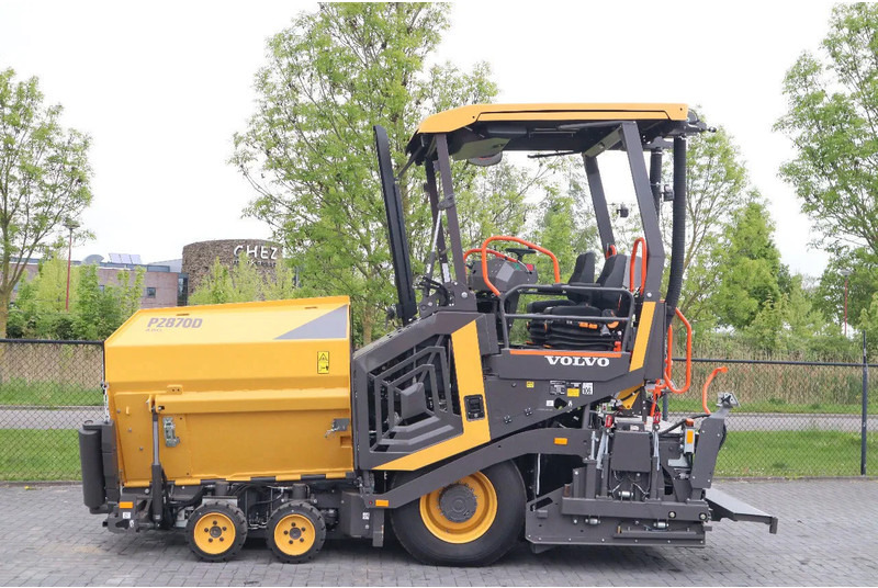 Volvo P2870 D ABG | ASPHALT PAVER | NEW / UNUSED | BOMAG BF300 - معــدات الاسفلت: صورة 1 Volvo P2870 D ABG | ASPHALT PAVER | NEW / UNUSED | BOMAG BF300 - معــدات الاسفلت: صورة 1