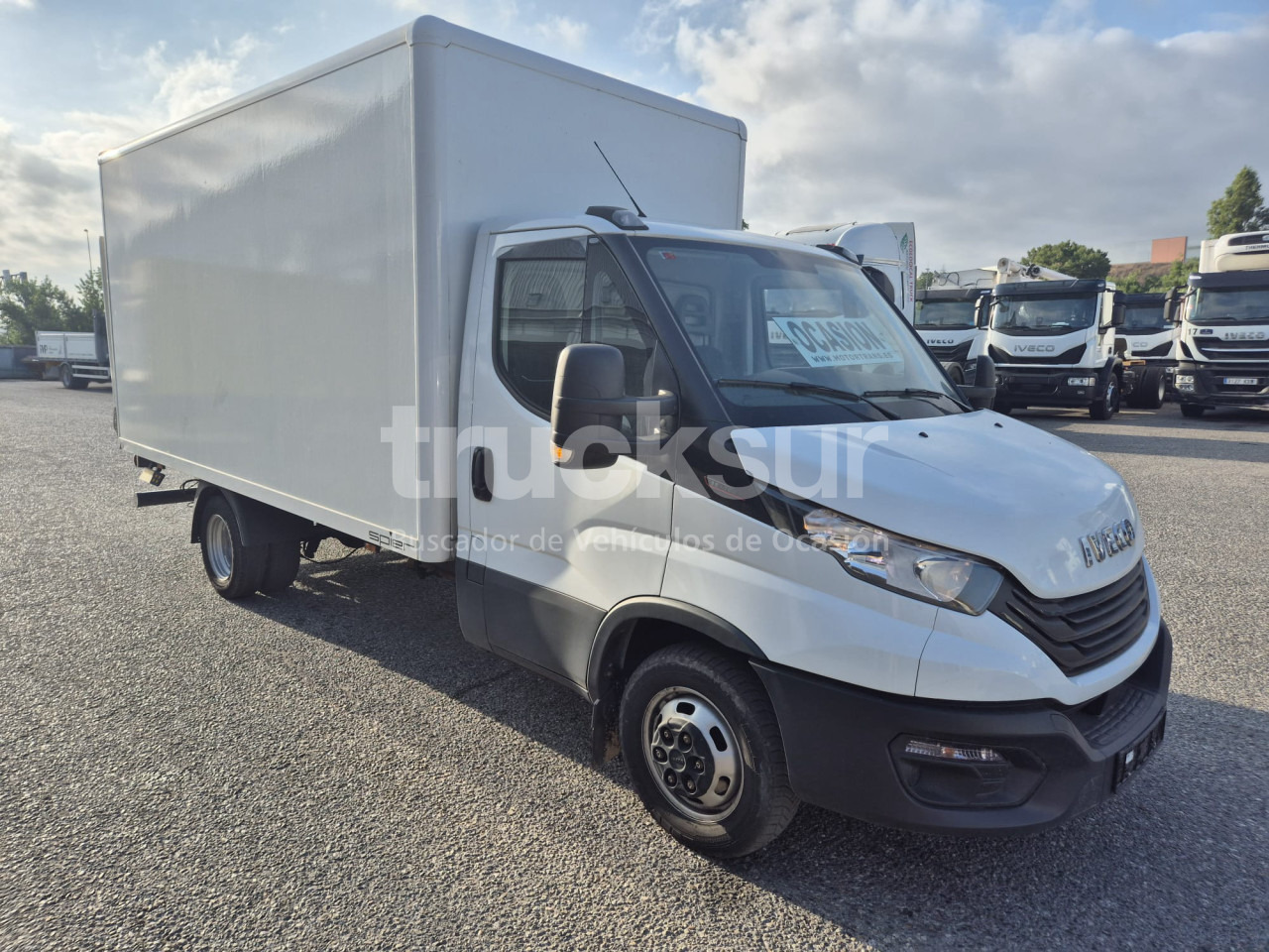 IVECO DAILY 35C16H - شاحنة بصندوق مغلق: صورة 2 IVECO DAILY 35C16H - شاحنة بصندوق مغلق: صورة 2