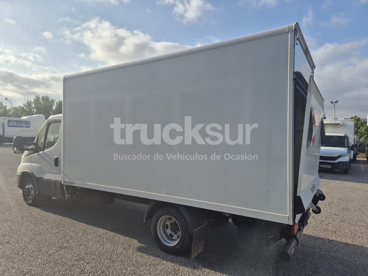 IVECO DAILY 35C16H - شاحنة بصندوق مغلق: صورة 4 IVECO DAILY 35C16H - شاحنة بصندوق مغلق: صورة 4
