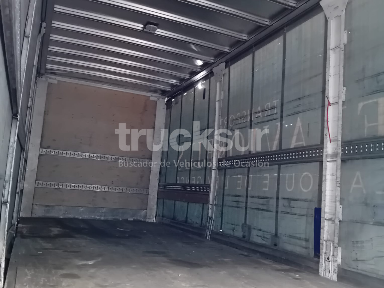 شاحنة ذات ستائر جانبية IVECO EUROCARGO ML160-250: صورة 16