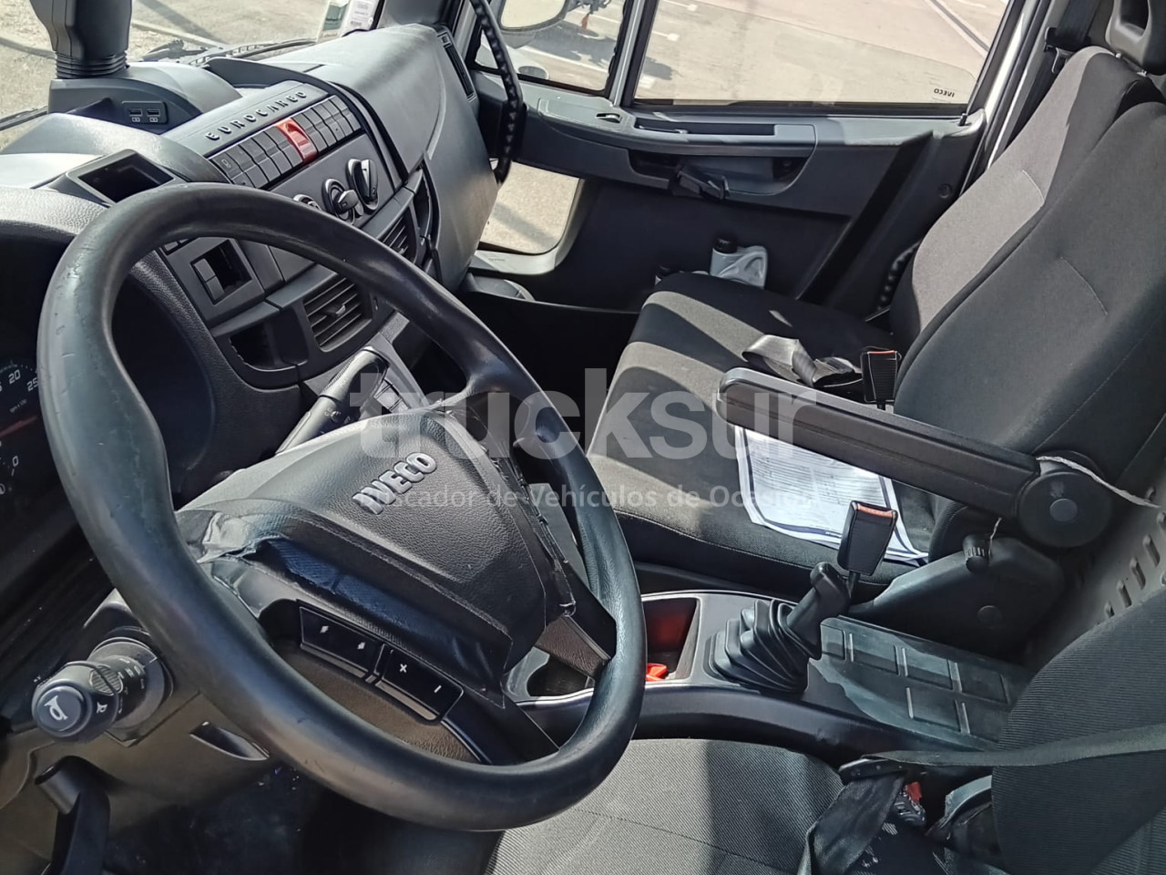 شاحنة ذات ستائر جانبية IVECO EUROCARGO ML160-250: صورة 18