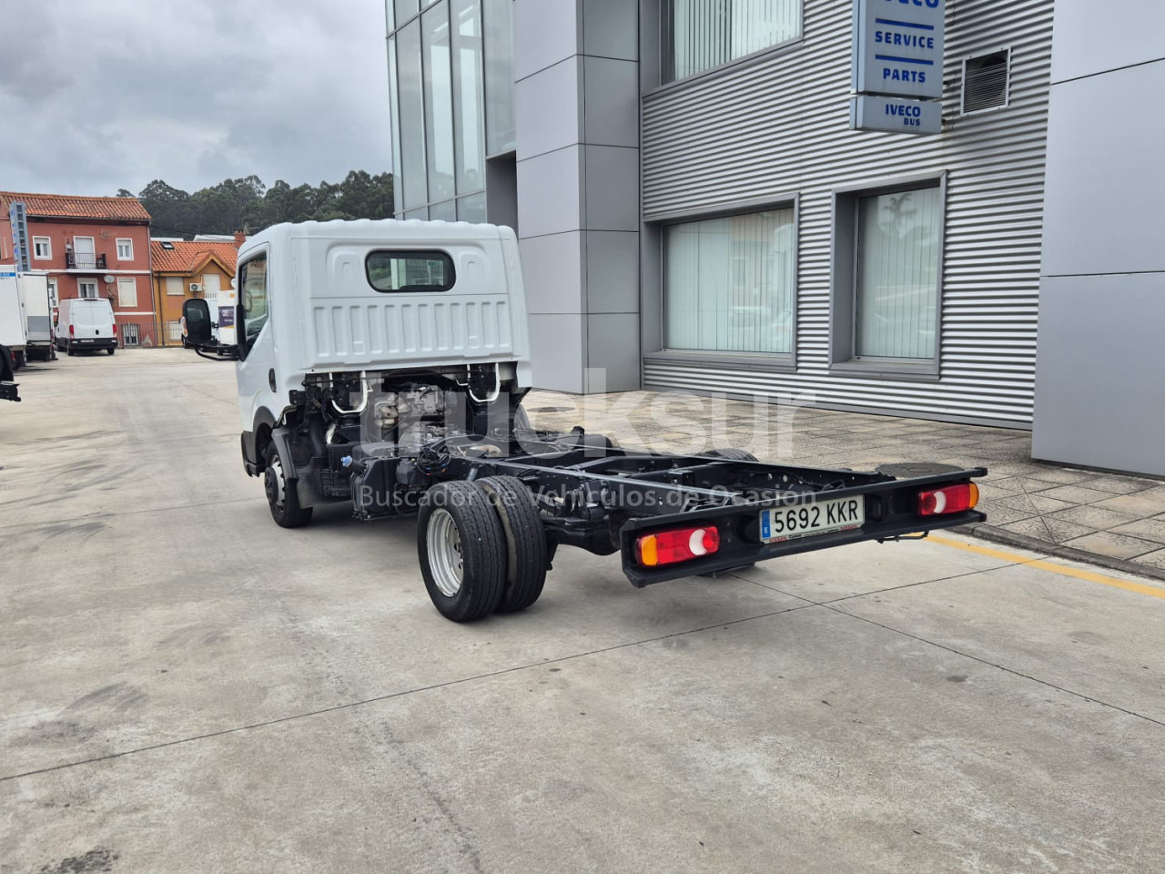 NISSAN NT 400 - شاحنة بهيكل معدني للمقصورة: صورة 5 NISSAN NT 400 - شاحنة بهيكل معدني للمقصورة: صورة 5