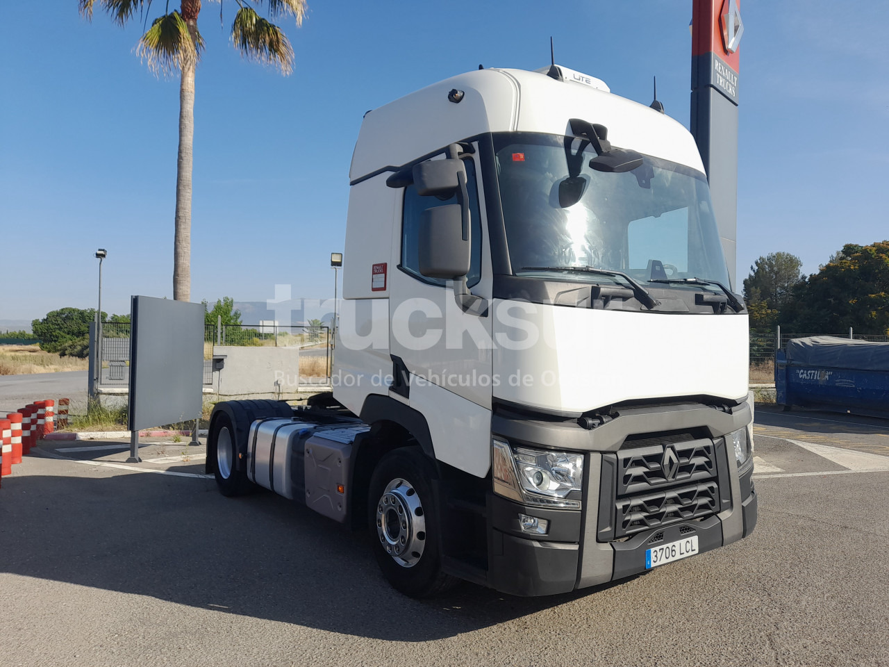 RENAULT T480 SLEEPER CAB - مقطورة السحب: صورة 3 RENAULT T480 SLEEPER CAB - مقطورة السحب: صورة 3