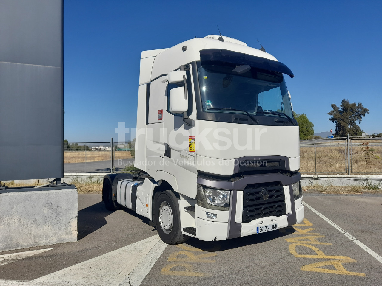 RENAULT T520 HIGH SLEEPER CAB - رأس تريلا: صورة 2 RENAULT T520 HIGH SLEEPER CAB - رأس تريلا: صورة 2