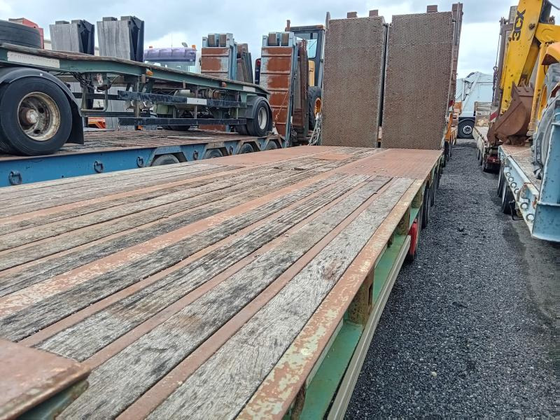 Castera - نصف مقطورة بلودر منخفض: صورة 2 Castera - نصف مقطورة بلودر منخفض: صورة 2