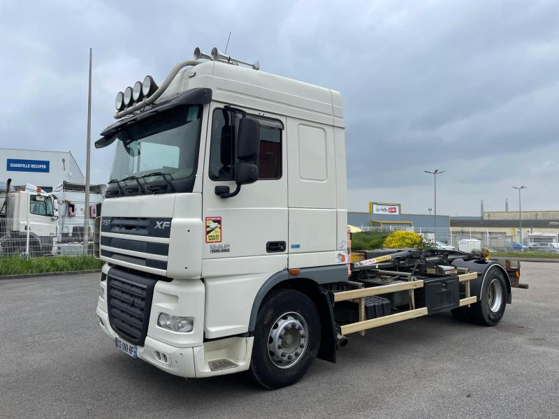 DAF XF105 460 - شاحنة برافعة خطافية: صورة 1 DAF XF105 460 - شاحنة برافعة خطافية: صورة 1