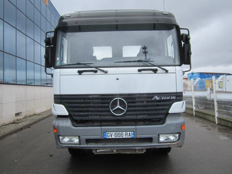 Mercedes Actros 1843 - مقطورة السحب: صورة 2 Mercedes Actros 1843 - مقطورة السحب: صورة 2