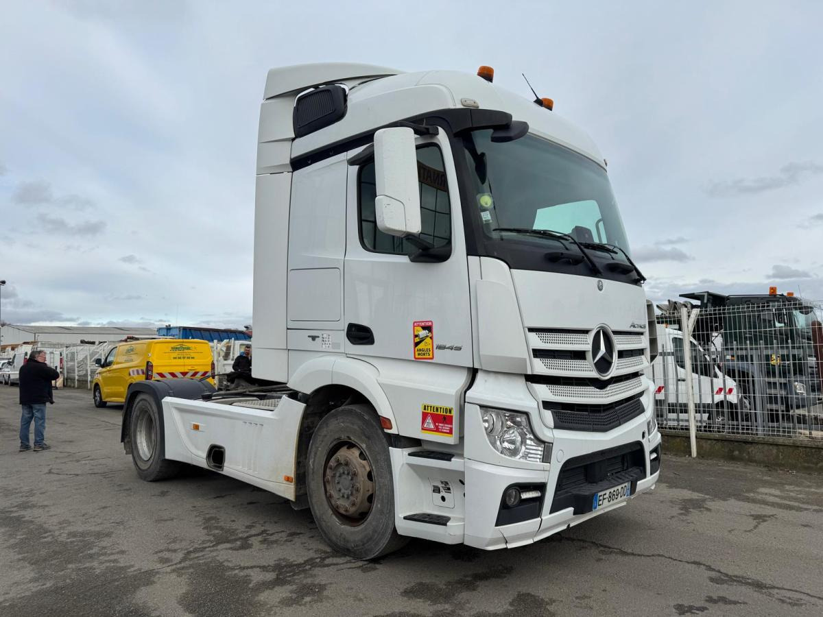 Mercedes Actros 1845 - رأس تريلا: صورة 3 Mercedes Actros 1845 - رأس تريلا: صورة 3