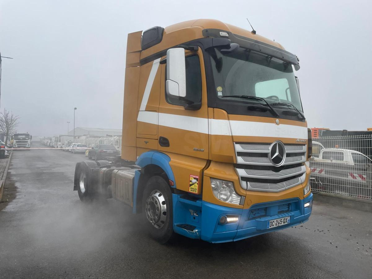 Mercedes Actros 1845 - رأس تريلا: صورة 2 Mercedes Actros 1845 - رأس تريلا: صورة 2