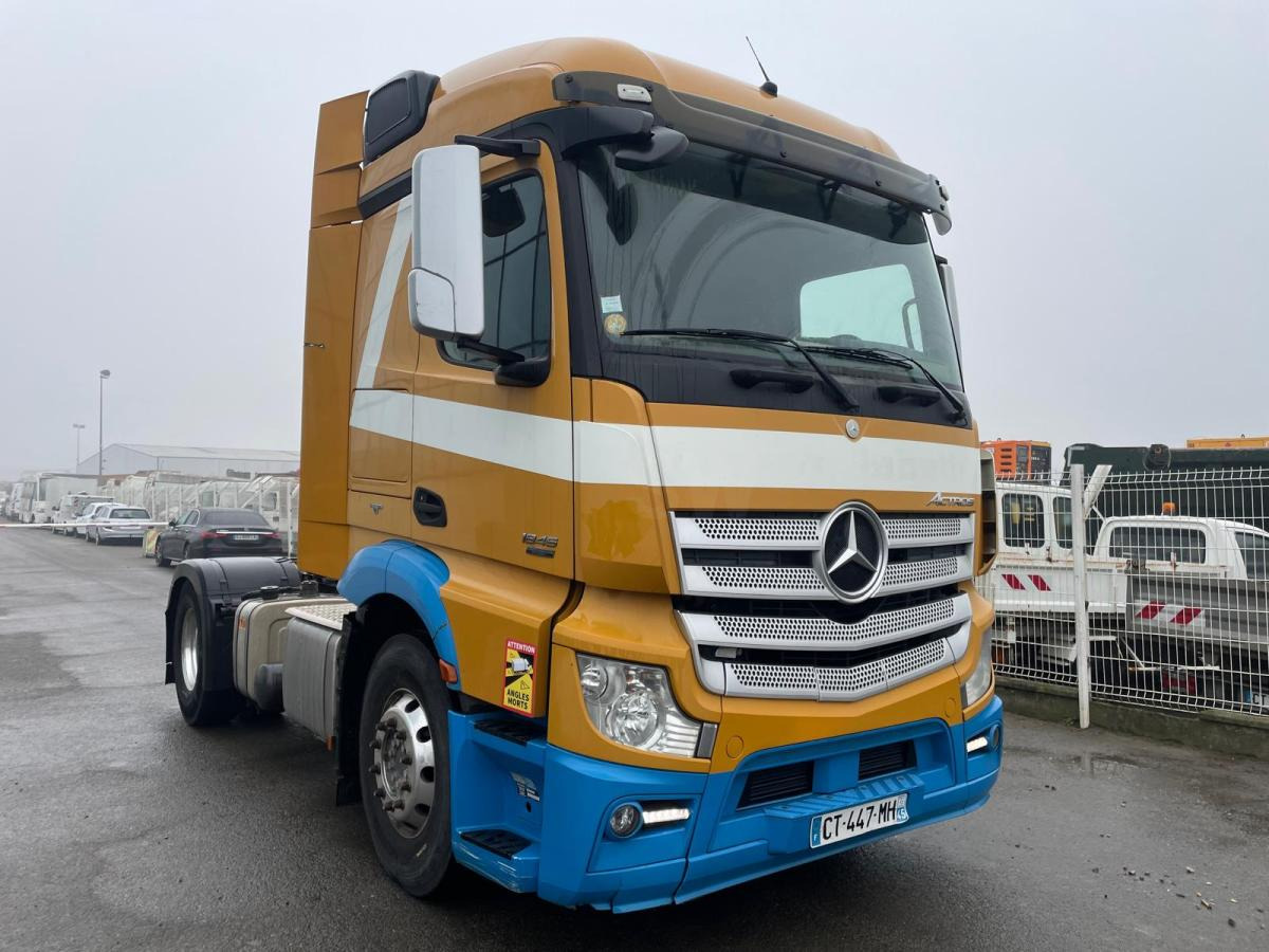Mercedes Actros 1845 - رأس تريلا: صورة 2 Mercedes Actros 1845 - رأس تريلا: صورة 2