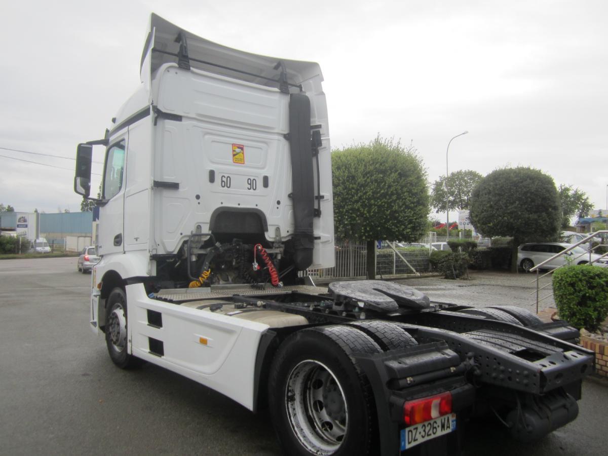 Mercedes Actros 1845 - رأس تريلا: صورة 5 Mercedes Actros 1845 - رأس تريلا: صورة 5