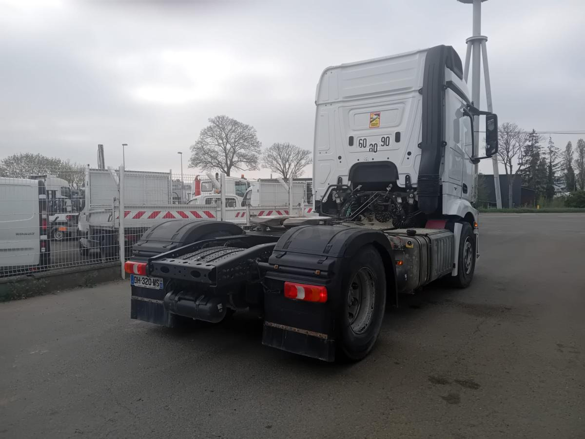 Mercedes Actros 1845 - رأس تريلا: صورة 2 Mercedes Actros 1845 - رأس تريلا: صورة 2