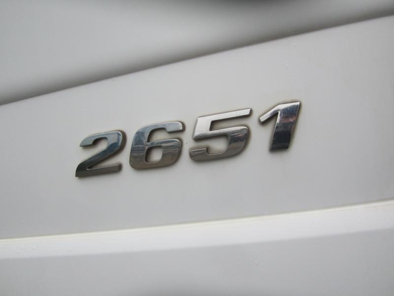 Mercedes Actros 2651 - رأس تريلا: صورة 3 Mercedes Actros 2651 - رأس تريلا: صورة 3