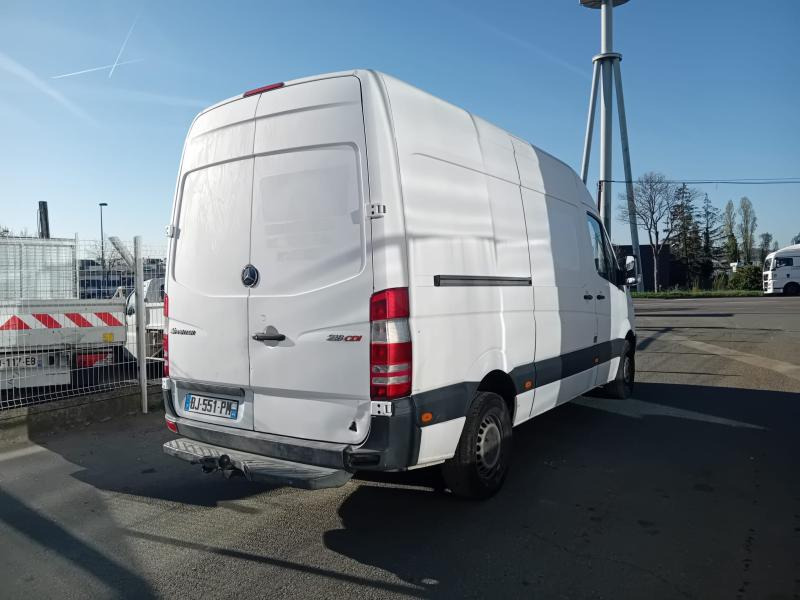 Mercedes Sprinter 218 CDI - فان: صورة 3 Mercedes Sprinter 218 CDI - فان: صورة 3