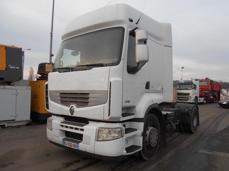 Renault Premium 450 DXI - مقطورة السحب: صورة 1 Renault Premium 450 DXI - مقطورة السحب: صورة 1