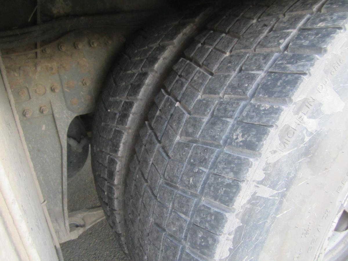 Volvo FH 460 - شاحنة ماشية: صورة 4 Volvo FH 460 - شاحنة ماشية: صورة 4