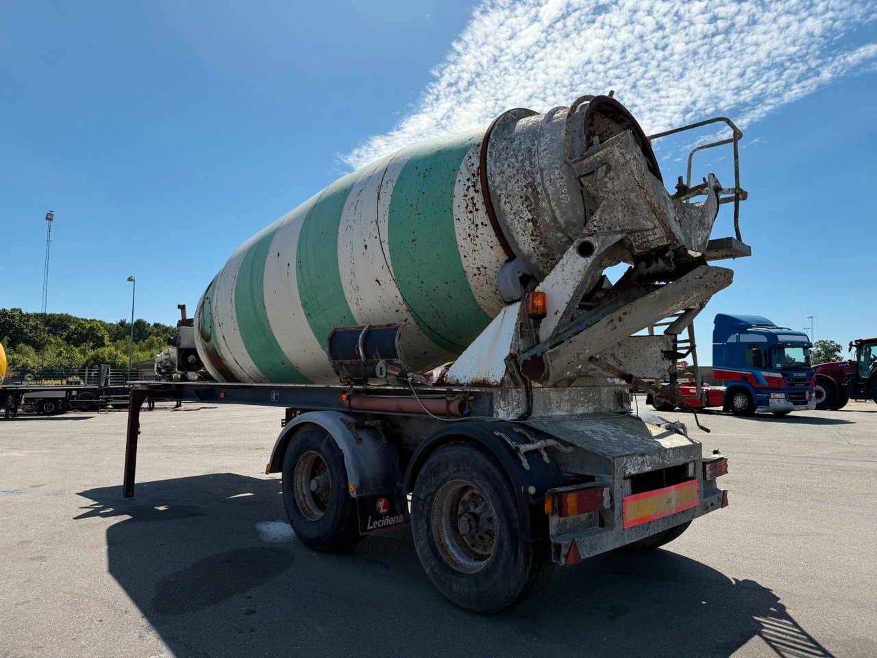 Le Cinena 12 m2 Baruval 2 axle Concrete trailer Lecinena 12 m3 Baruval 2 achse Beton/Concrete mixer - نصف مقطورة: صورة 4 Le Cinena 12 m2 Baruval 2 axle Concrete trailer Lecinena 12 m3 Baruval 2 achse Beton/Concrete mixer - نصف مقطورة: صورة 4