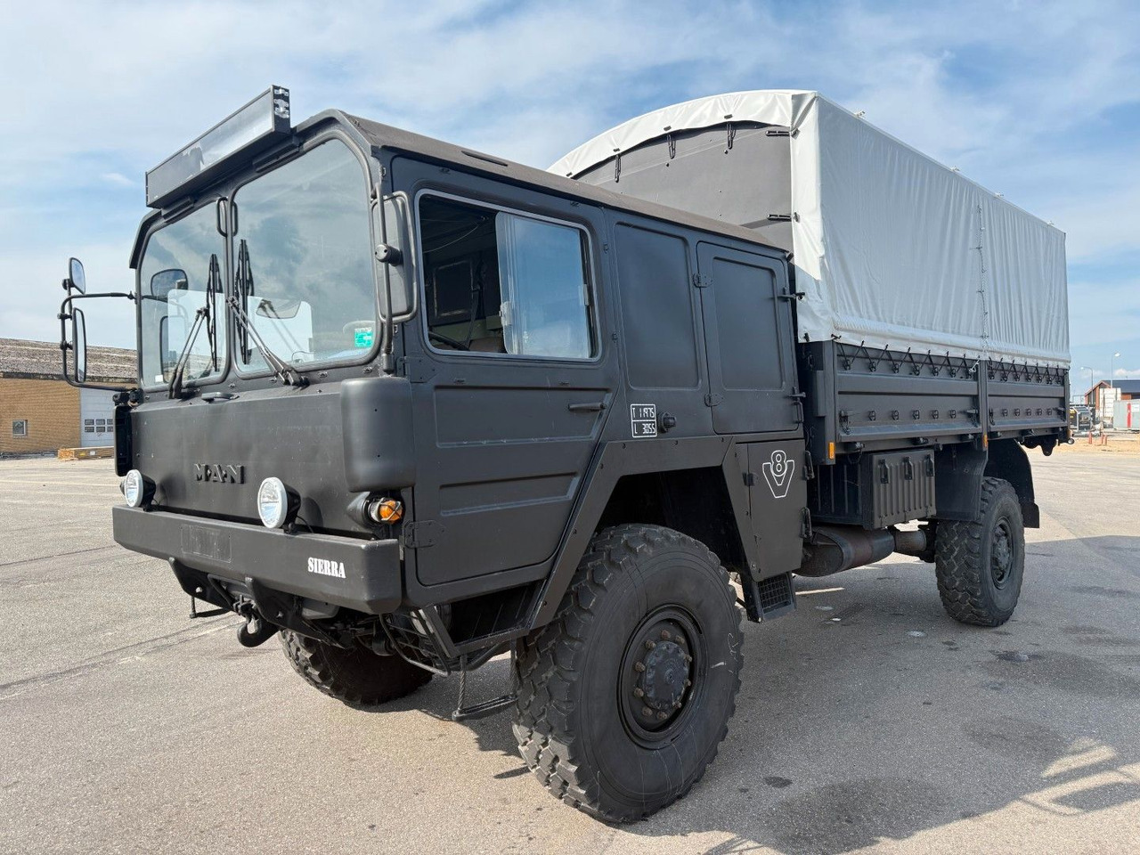 MAN 5 To KAT MIL 4x4 - شاحنة: صورة 1 MAN 5 To KAT MIL 4x4 - شاحنة: صورة 1