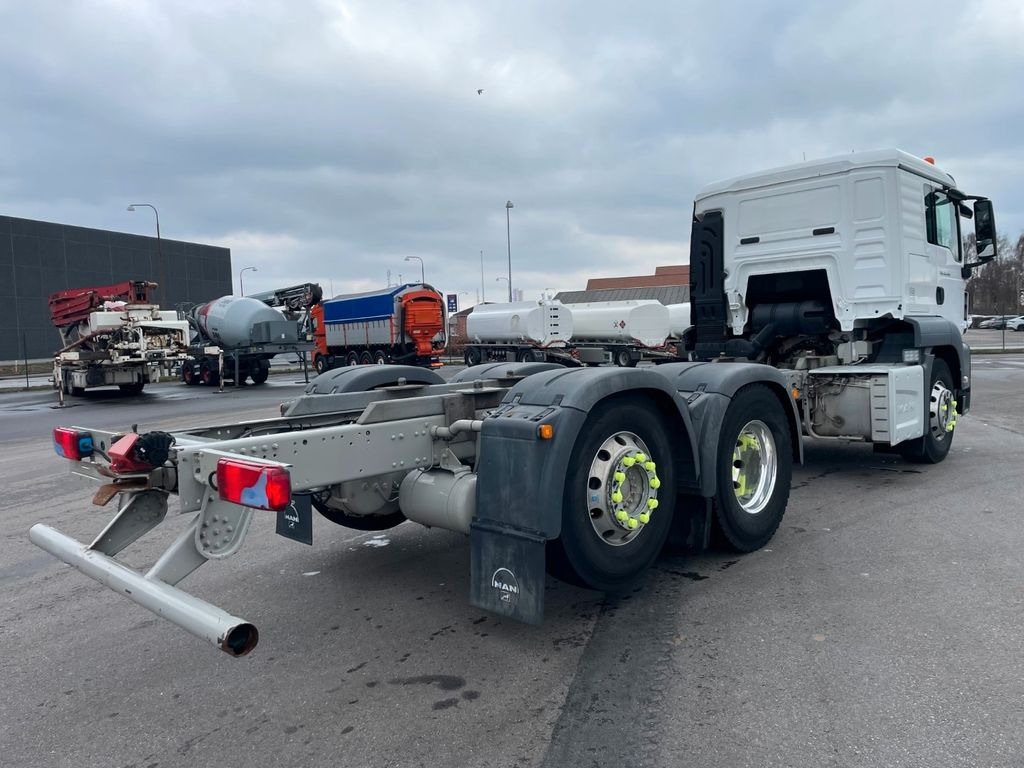 MAN TGS 26.440 6x2*4 ADR Fahrgestell Euro 6 - شاحنة بهيكل معدني للمقصورة: صورة 3 MAN TGS 26.440 6x2*4 ADR Fahrgestell Euro 6 - شاحنة بهيكل معدني للمقصورة: صورة 3