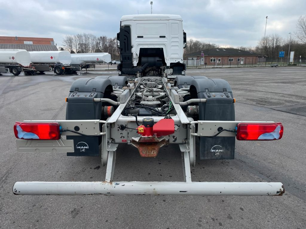 MAN TGS 26.440 6x2*4 ADR Fahrgestell Euro 6 - شاحنة بهيكل معدني للمقصورة: صورة 5 MAN TGS 26.440 6x2*4 ADR Fahrgestell Euro 6 - شاحنة بهيكل معدني للمقصورة: صورة 5