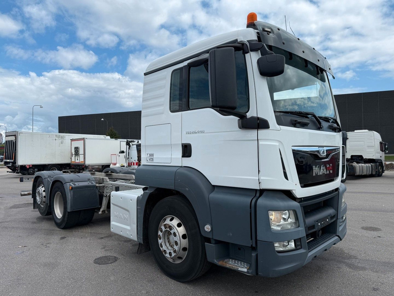 MAN TGS 26.440 6x2*4 Euro 6 ADR Chassis - شاحنة بهيكل معدني للمقصورة: صورة 2 MAN TGS 26.440 6x2*4 Euro 6 ADR Chassis - شاحنة بهيكل معدني للمقصورة: صورة 2