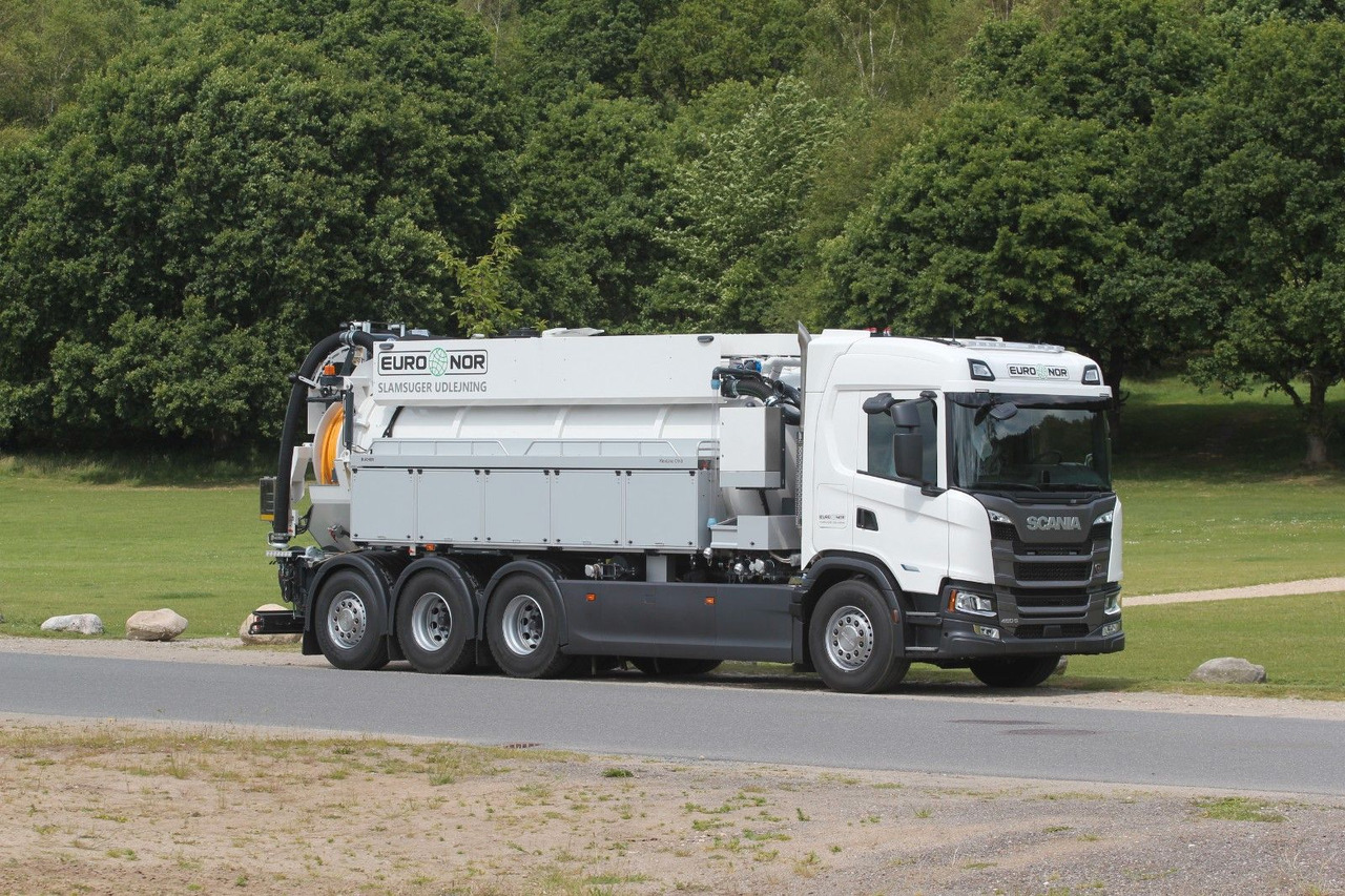 Scania G460 B8x4*4NBMN Bucher FlexLine CM140 - فراغ شاحنة: صورة 2 Scania G460 B8x4*4NBMN Bucher FlexLine CM140 - فراغ شاحنة: صورة 2