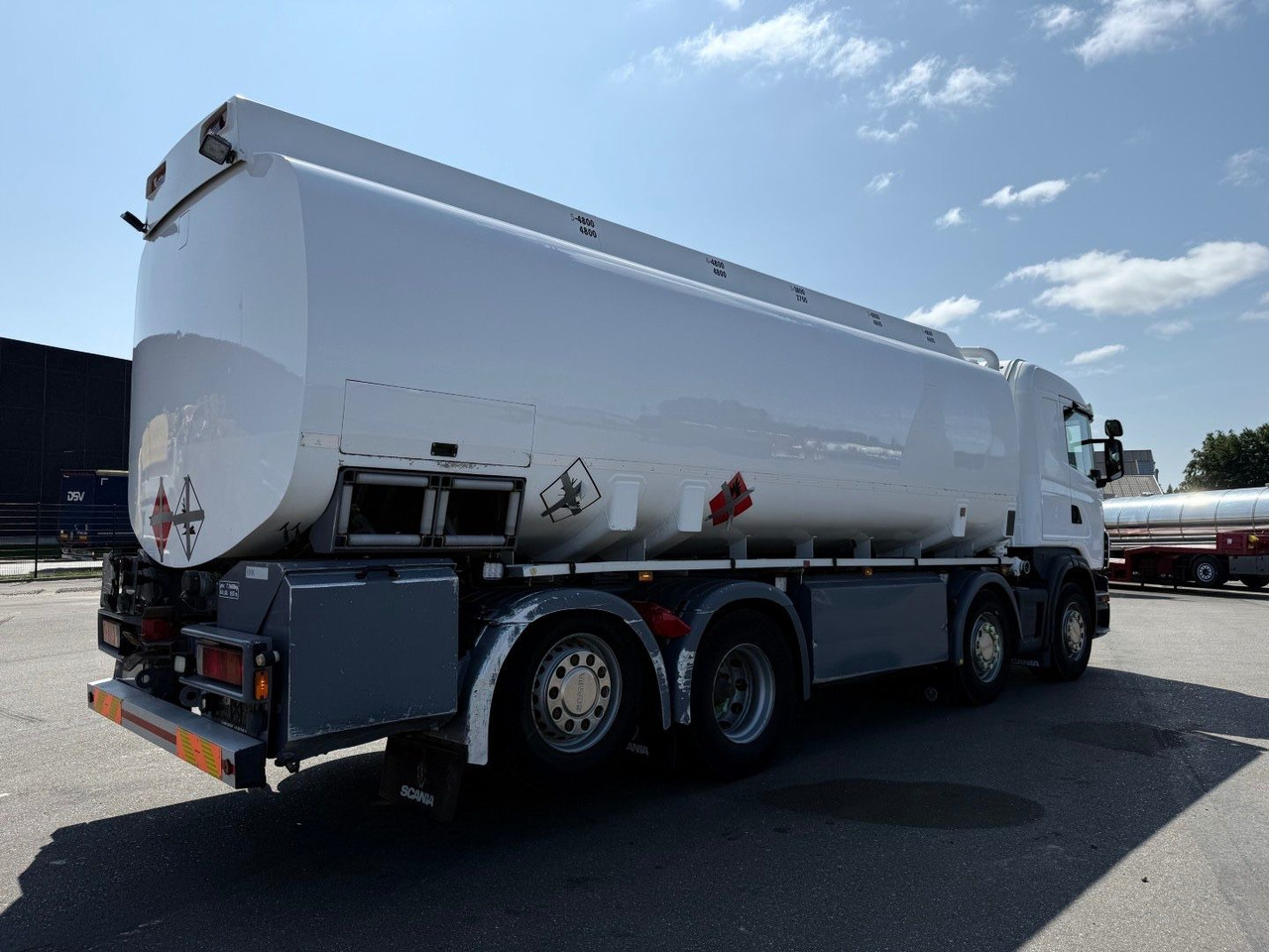 Scania G480 8x2*6 24.000 L / 5 compartments / ADR Tank - شاحنة صهريج: صورة 3 Scania G480 8x2*6 24.000 L / 5 compartments / ADR Tank - شاحنة صهريج: صورة 3
