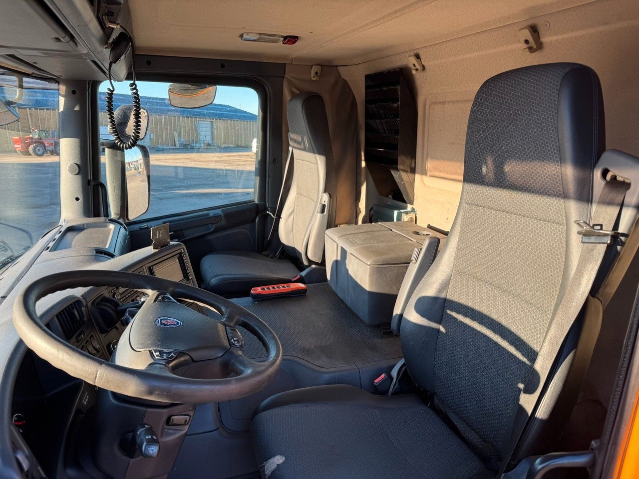 Scania P400 6x2*4 Hvidtved Larsen Flexline 310 - فراغ شاحنة: صورة 5 Scania P400 6x2*4 Hvidtved Larsen Flexline 310 - فراغ شاحنة: صورة 5