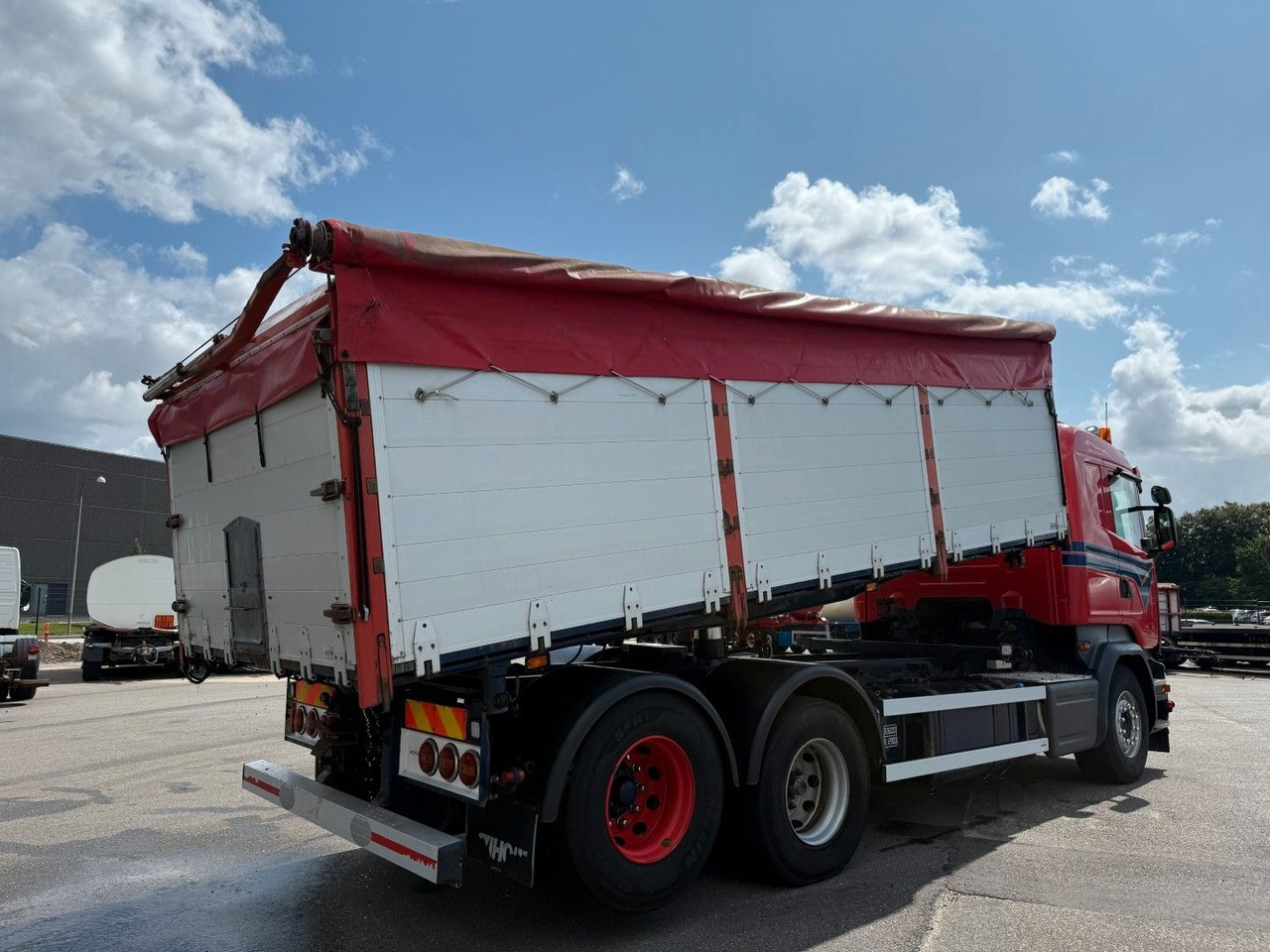 Scania R580 V8 6x2 Highline Euro 6 / Tipper / Kipper - شاحنة قلاب: صورة 3 Scania R580 V8 6x2 Highline Euro 6 / Tipper / Kipper - شاحنة قلاب: صورة 3