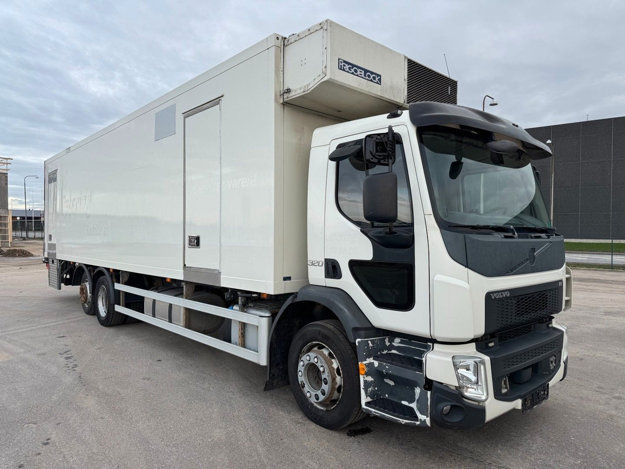 Volvo FE320 6x2*4 Frigoblock FK25SL 9.9 m Frigobox - شاحنة ذات مبرد: صورة 2 Volvo FE320 6x2*4 Frigoblock FK25SL 9.9 m Frigobox - شاحنة ذات مبرد: صورة 2
