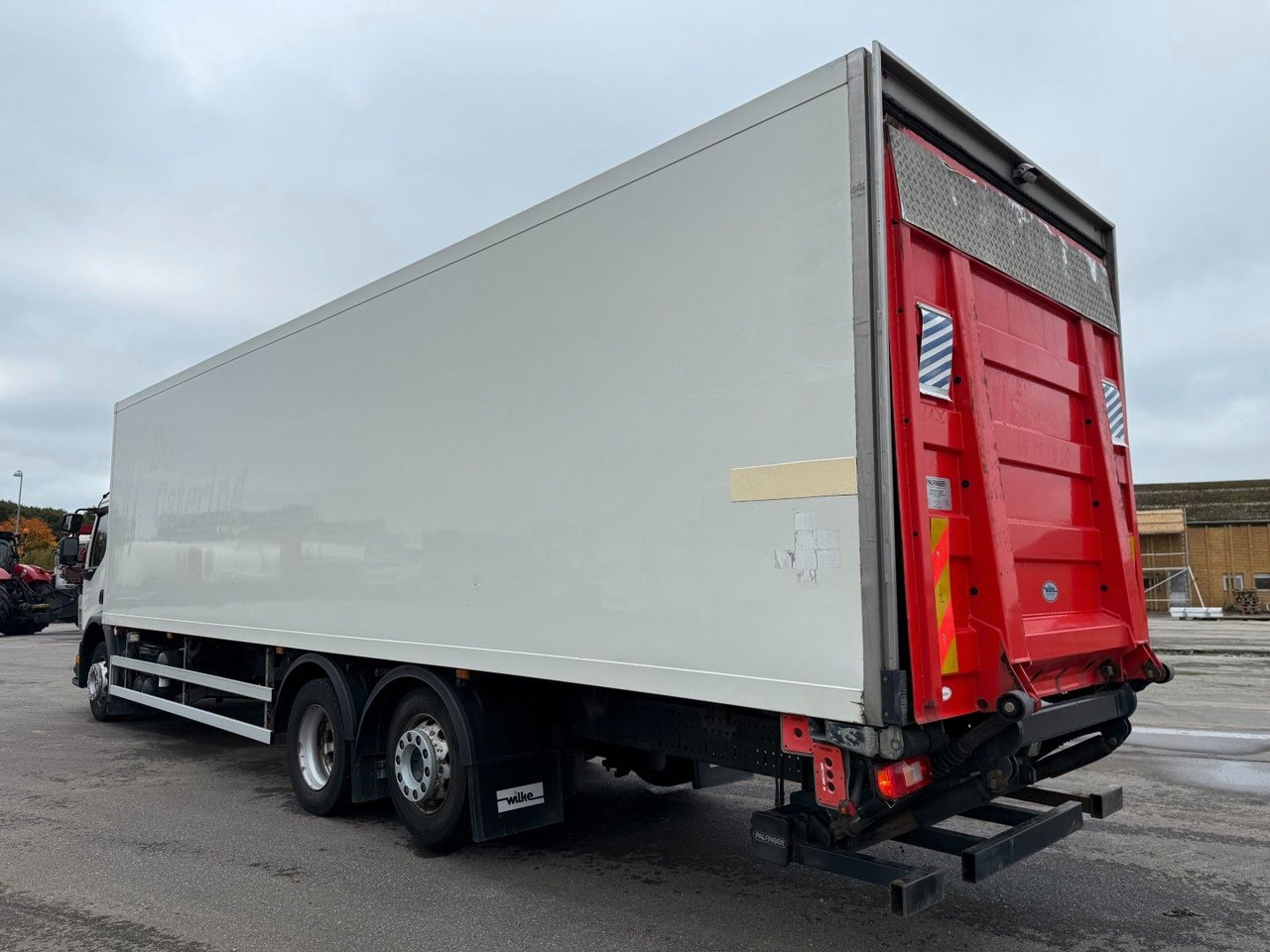 Volvo FE320 6x2*4 TK T1200-R Spectrum 9,80 m. koffer - شاحنة ذات مبرد: صورة 4 Volvo FE320 6x2*4 TK T1200-R Spectrum 9,80 m. koffer - شاحنة ذات مبرد: صورة 4