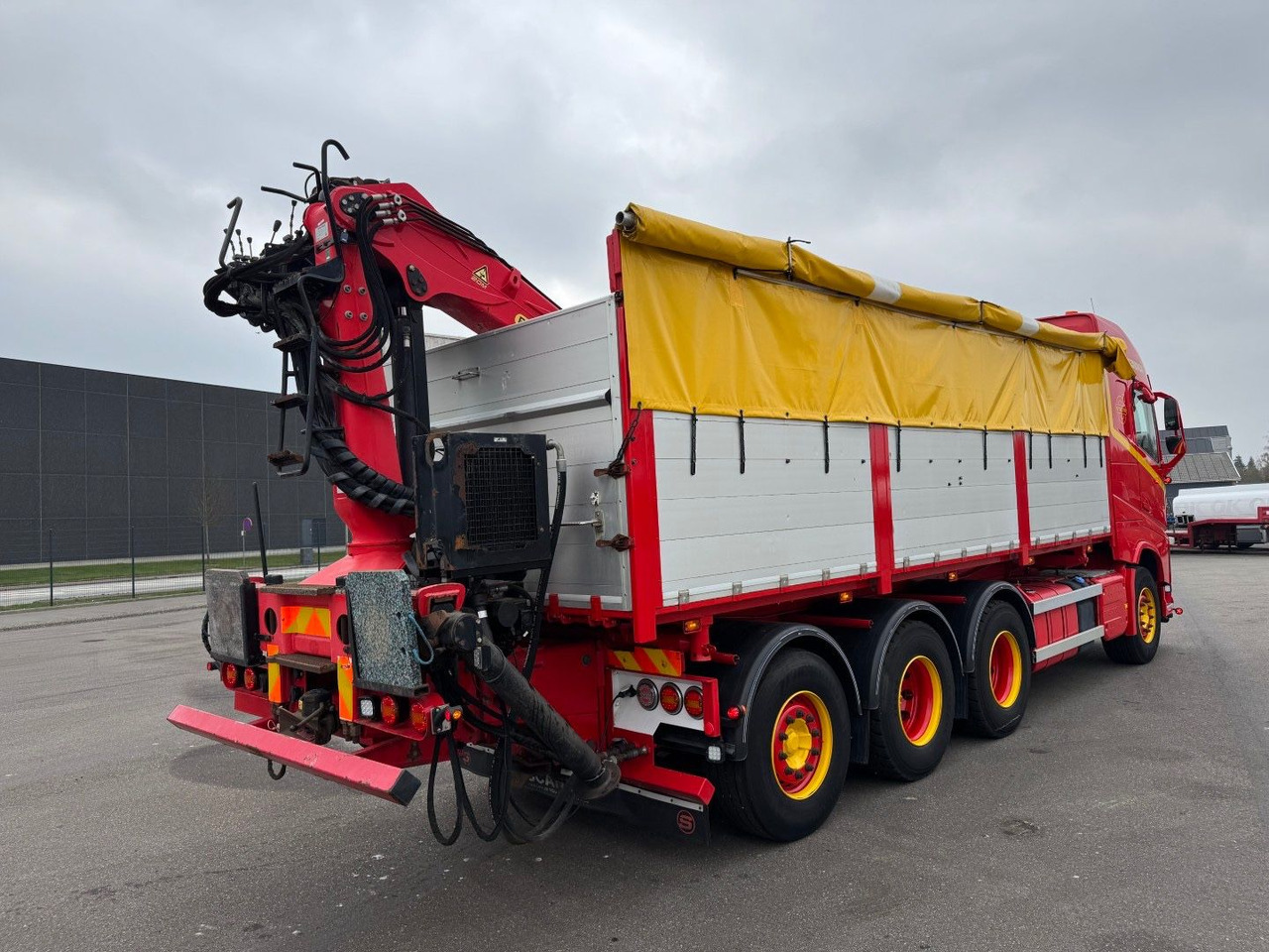 Volvo FH500 8x4*4 Tipper / Kipper (No Crane) - شاحنة قلاب: صورة 3 Volvo FH500 8x4*4 Tipper / Kipper (No Crane) - شاحنة قلاب: صورة 3