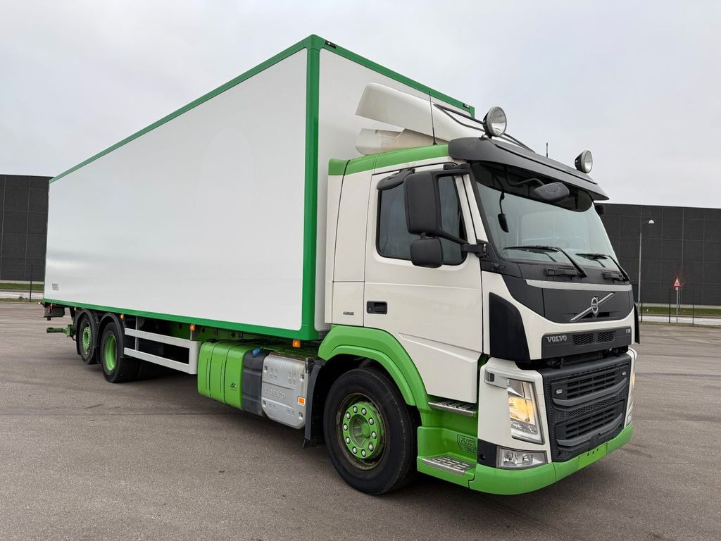 Volvo FM330 6x2*4 Igloocar 9,65 m. Box Year 2023 - شاحنة صندوقية: صورة 2 Volvo FM330 6x2*4 Igloocar 9,65 m. Box Year 2023 - شاحنة صندوقية: صورة 2
