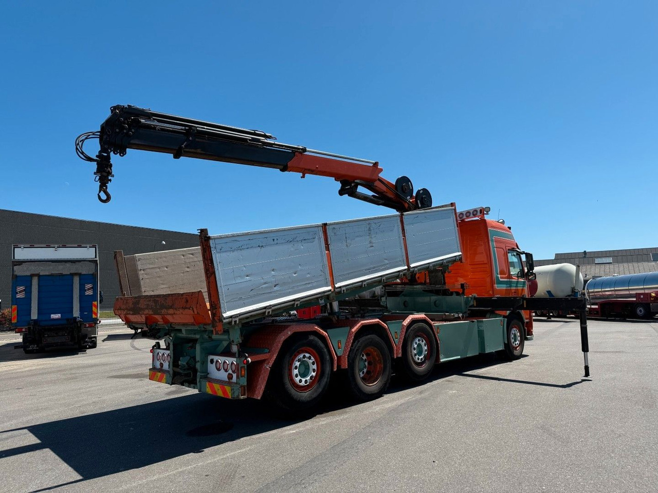 Volvo FM500 8x2*6 Crane HMF 2620 K5 Pendel Tipper - شاحنة كرين: صورة 3 Volvo FM500 8x2*6 Crane HMF 2620 K5 Pendel Tipper - شاحنة كرين: صورة 3
