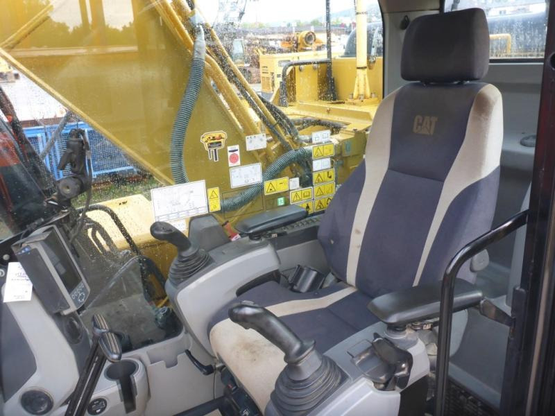 Caterpillar 323F L - حفار زاحف: صورة 5 Caterpillar 323F L - حفار زاحف: صورة 5